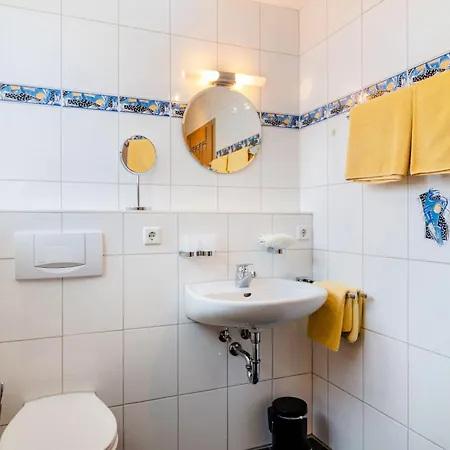 Keller Apartment Hagnau am Bodensee