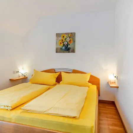 Keller Lägenhet Hagnau